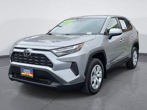 Used 2025 Toyota RAV4 LE FWD image 7