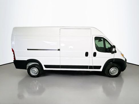 New 2026 RAM ProMaster 2500 w/ Convenience Group FWD image 8