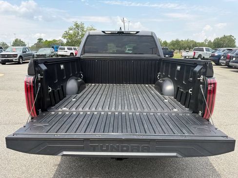 Used 2023 Toyota Tundra Limited AWD/4WD image 18