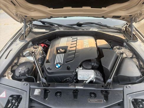 Used 2011 BMW 528i Sedan RWD image 30