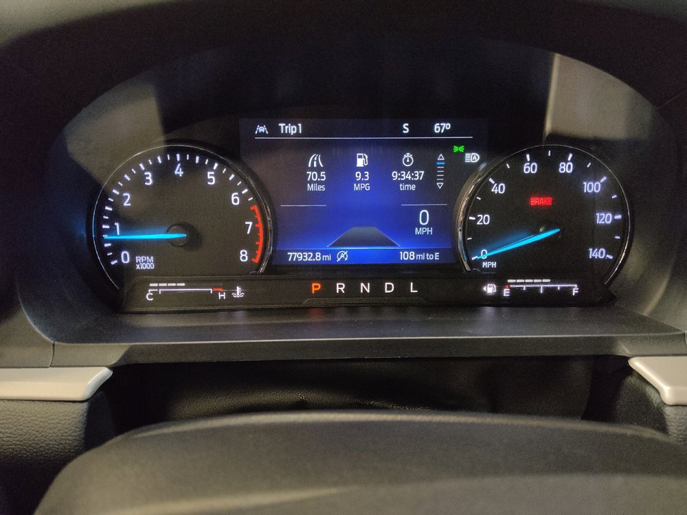 Used 2024 Ford Explorer XLT w/ Equipment Group 202A AWD/4WD image 23