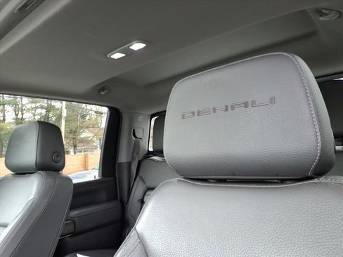 Used 2020 GMC Sierra 2500 Denali w/ Gooseneck/5TH Wheel Package image 23