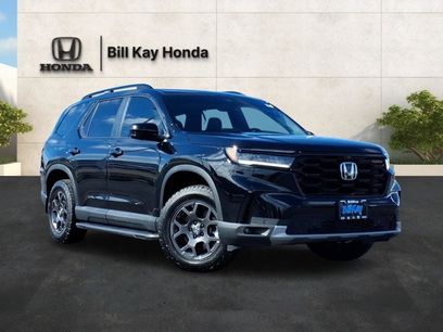 Used 2025 Honda Pilot TrailSport