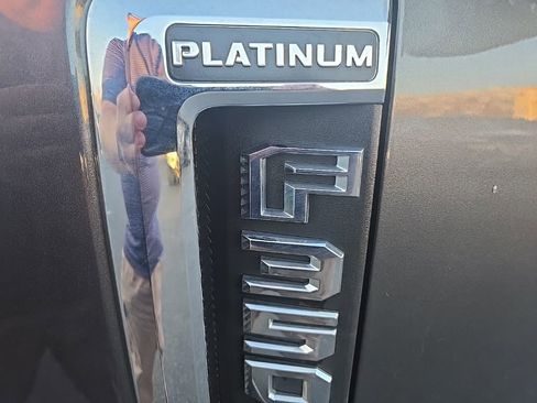 Used 2019 Ford F350 Platinum w/ Platinum Ultimate Package image 43