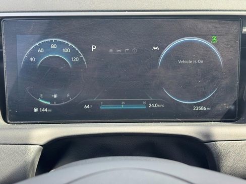 Used 2023 Hyundai Santa Cruz Limited image 19