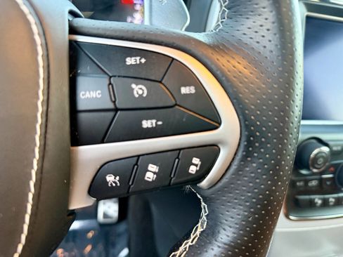 Used 2018 Jeep Grand Cherokee Trackhawk image 34