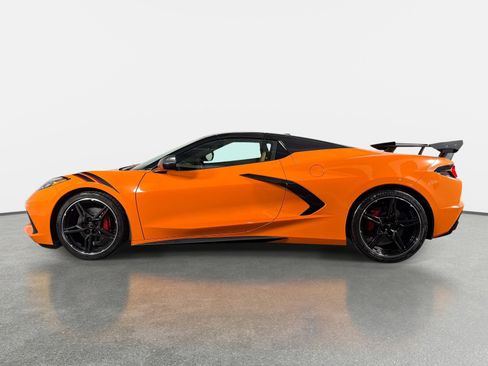 Used 2023 Chevrolet Corvette Stingray Premium Conv w/ Battery Protection Package RWD image 6