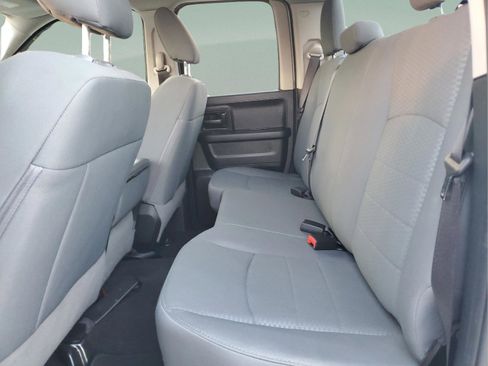 Used 2018 RAM 1500 Express image 7