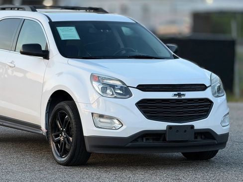 Used 2017 Chevrolet Equinox LT AWD/4WD image 15