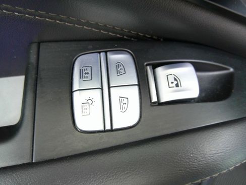 Used 2023 BMW X7 xDrive40i AWD/4WD image 62