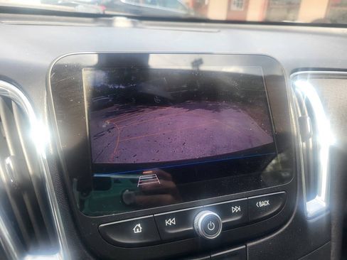 Used 2020 Chevrolet Malibu LT FWD image 47
