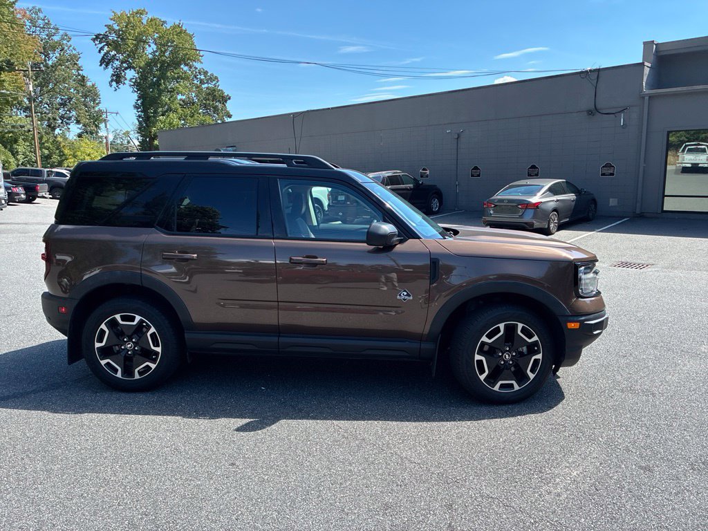 Used 2022 Ford Bronco Sport Outer Banks w/ Tech Package AWD/4WD image 19