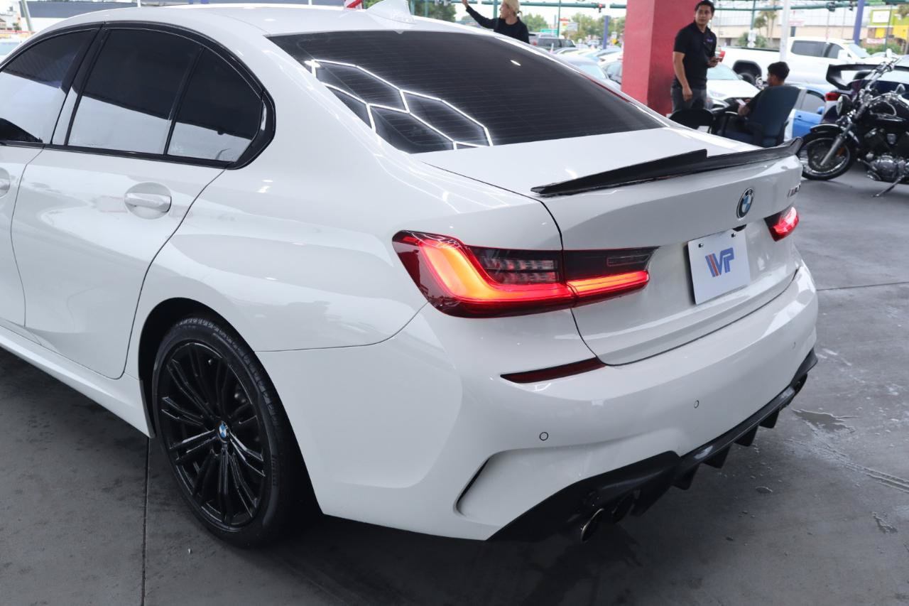 Used 2020 BMW M340i RWD image 9