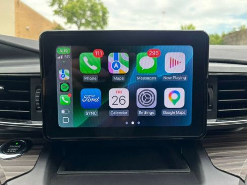 Used 2020 Ford Explorer Limited w/ Hybrid Equipment Group 310A AWD/4WD image 28