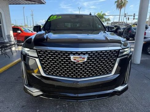 Used 2023 Cadillac Escalade Premium Luxury w/ Performance Package AWD/4WD image 2