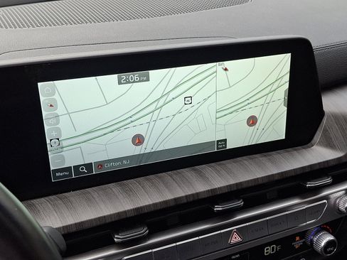 Used 2023 Kia Telluride EX w/ EX Captain's Chair Package image 17