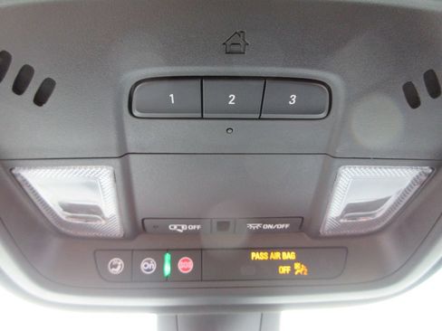 Certified 2023 Chevrolet Traverse LT AWD/4WD image 33