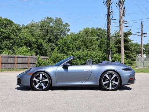 Certified 2025 Porsche 911 Carrera RWD image 2