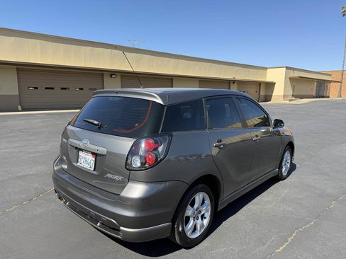 Used 2007 Toyota Matrix XR FWD image 7