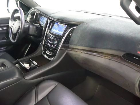 Used 2016 Cadillac Escalade Platinum AWD/4WD image 52