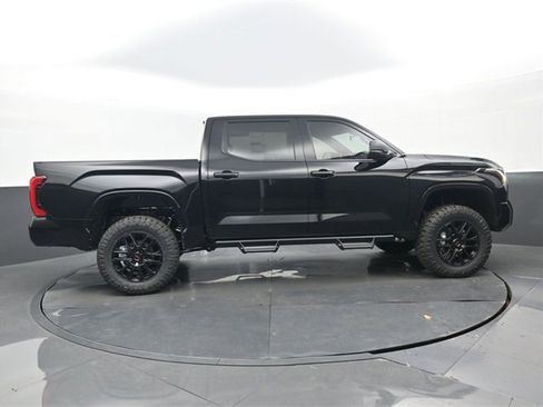 New 2026 Toyota Tundra SR image 2