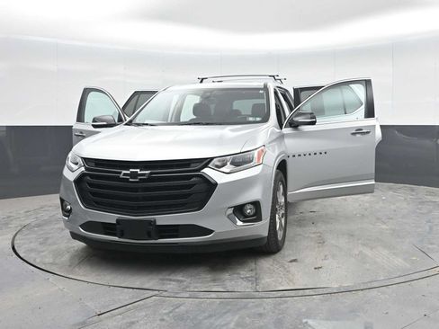 Used 2019 Chevrolet Traverse Premier w/ LPO, Blackout Package AWD/4WD image 58