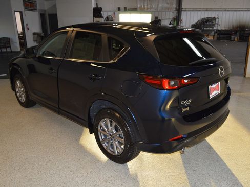 New 2025 MAZDA CX-5 AWD 2.5 S w/ Select Package image 5