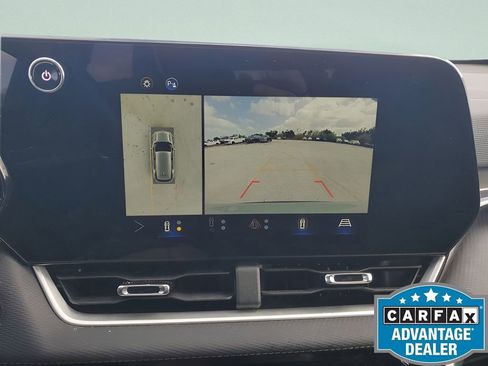 Used 2025 Chevrolet Equinox LT w/ Convenience Package II image 31