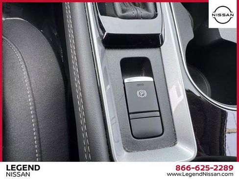Certified 2023 Nissan Altima 2.5 SV AWD/4WD image 30