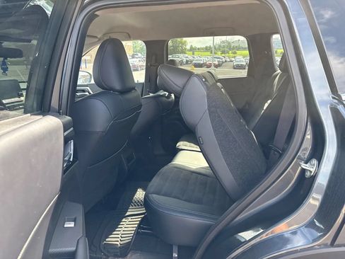 Used 2024 Mitsubishi Outlander Ralliart AWD/4WD image 4