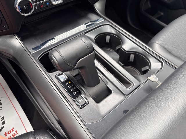 Used 2024 Ford F150 Lariat AWD/4WD image 19