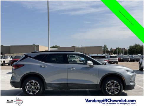 Certified 2023 Chevrolet Blazer LT w/ Convenience Package FWD image 3