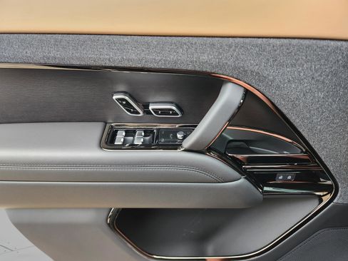 New 2026 Land Rover Range Rover Sport Dynamic SE AWD/4WD image 19