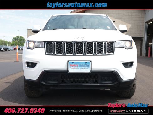 Used 2018 Jeep Grand Cherokee Laredo AWD/4WD image 33