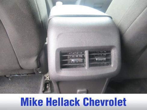 Used 2024 Chevrolet Equinox LT AWD/4WD image 15