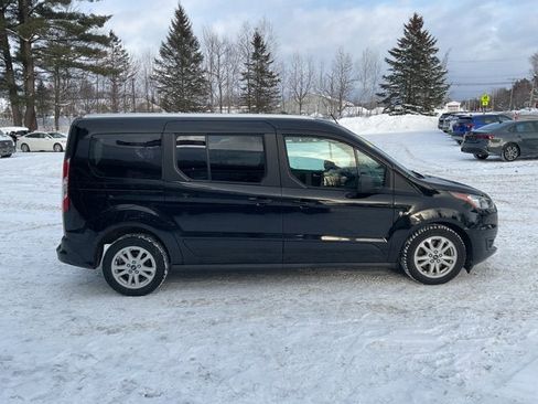 Used 2019 Ford Transit Connect XLT image 5