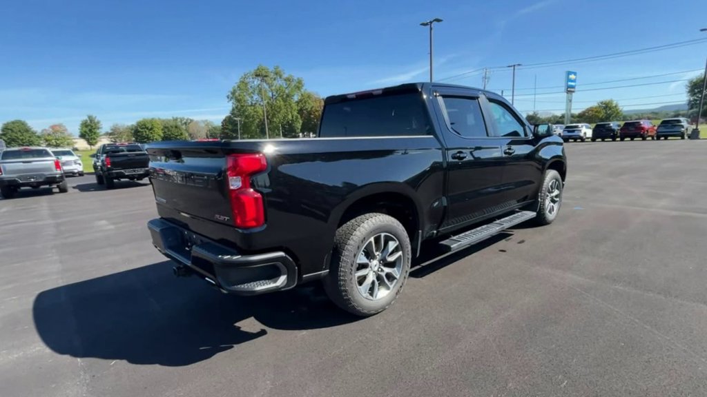 Used 2023 Chevrolet Silverado 1500 RST AWD/4WD image 8