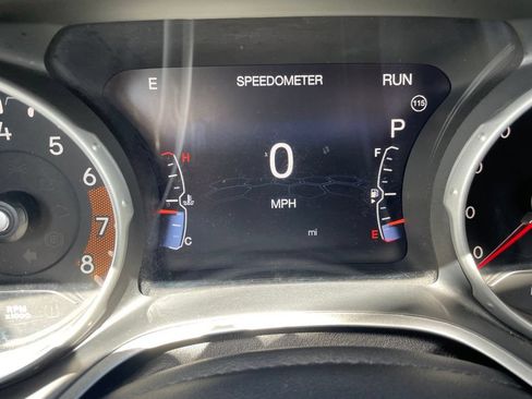 Used 2018 Jeep Compass Limited AWD/4WD image 15