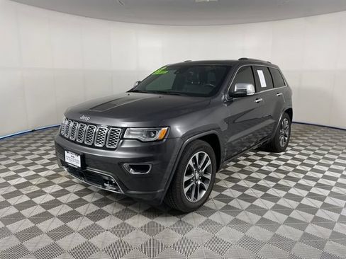 Used 2017 Jeep Grand Cherokee Overland w/ Jeep Active Safety Group AWD/4WD image 1