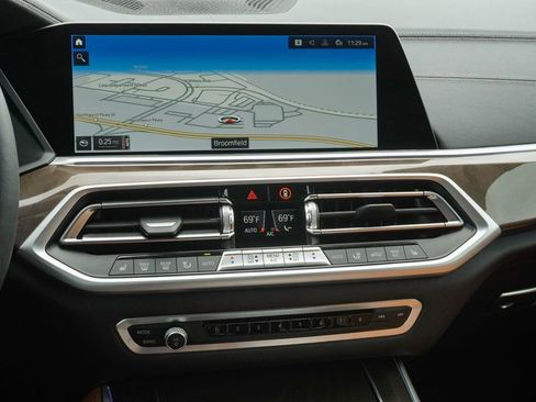 Used 2022 BMW X5 xDrive40i w/ Executive Package AWD/4WD image 15