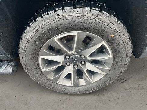 Used 2021 Chevrolet Tahoe Z71 image 14