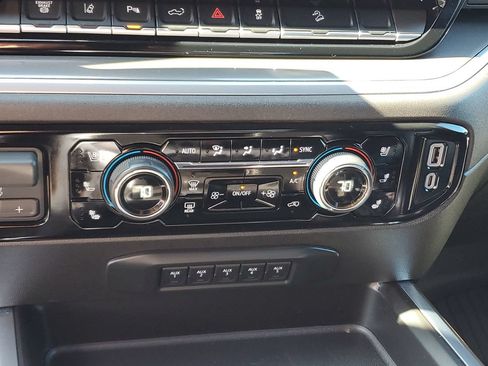 Used 2026 Chevrolet Silverado 3500 High Country w/ High Country Premium Package AWD/4WD image 24