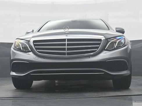 Used 2017 Mercedes-Benz E 300 4MATIC w/ Premium 1 Package image 28