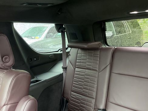 Used 2021 Cadillac Escalade Sport Platinum AWD/4WD image 12