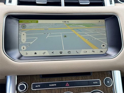 Used 2017 Land Rover Range Rover Sport HSE image 14