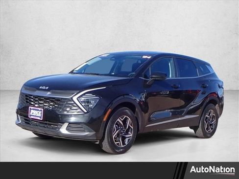 Used 2024 Kia Sportage LX image 1