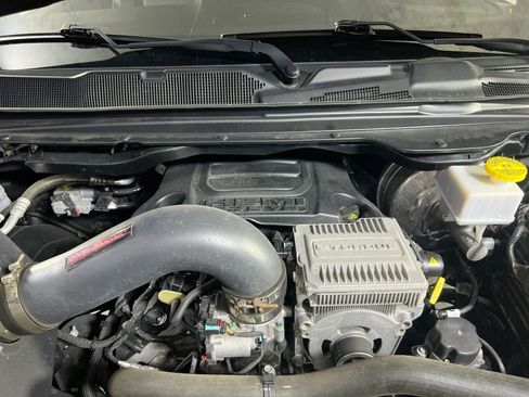 Used 2023 RAM 1500 Laramie AWD/4WD image 28