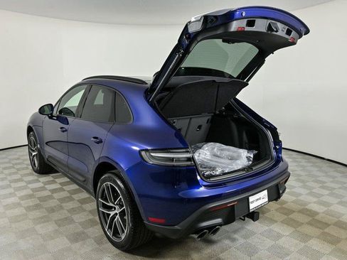 Used 2026 Porsche Macan AWD/4WD image 33