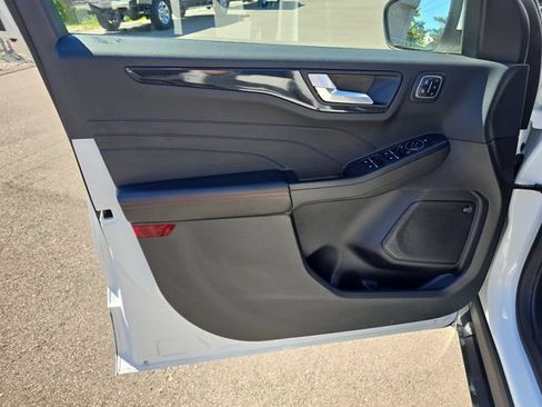 Certified 2023 Ford Escape ST-Line Elite w/ Premium Technology Package AWD/4WD image 11