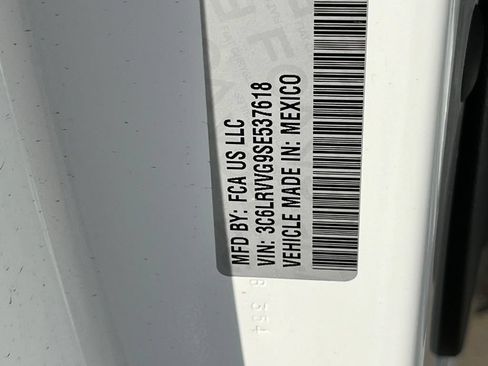 Used 2025 RAM ProMaster 2500 w/ U-Haul Equipment Group FWD image 22